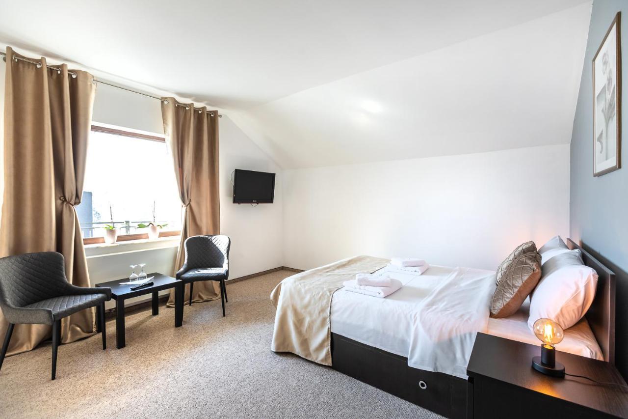 Emerald Residence Rîşnov Ngoại thất bức ảnh