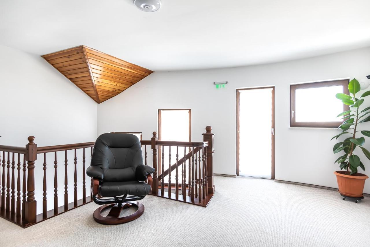 Emerald Residence Rîşnov Ngoại thất bức ảnh